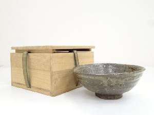 灰釉茶碗（保護箱）